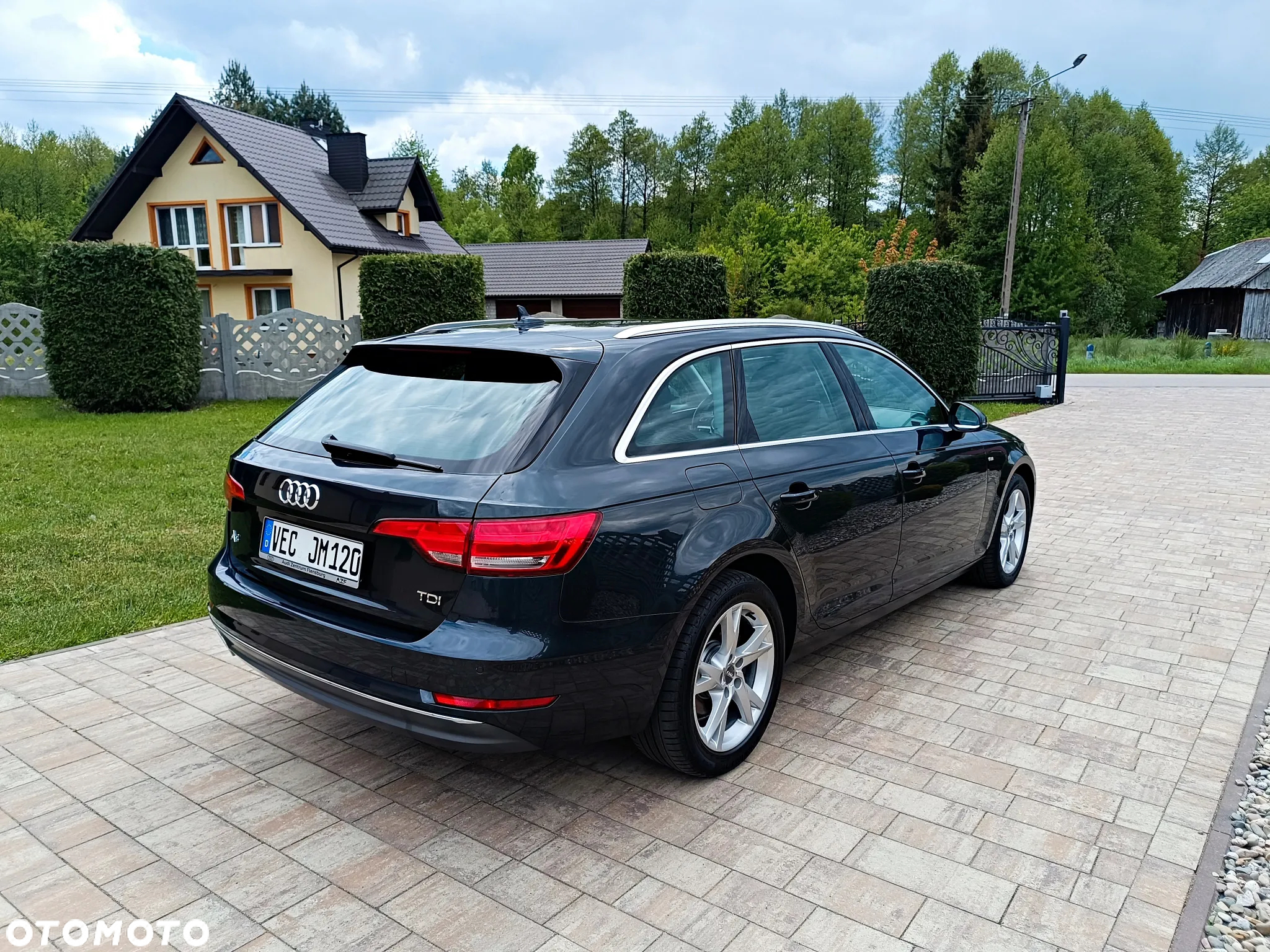 Audi A4 Avant 2.0 TDI S tronic sport - 4
