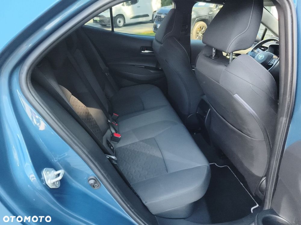 Toyota Corolla - 11