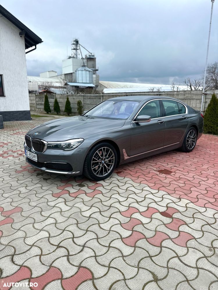 BMW Seria 7 730Ld xDrive - 13