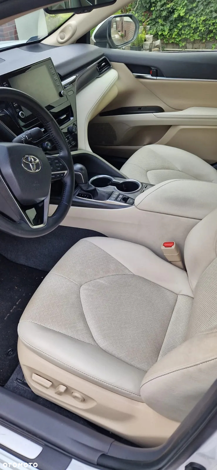 Toyota Camry 2.5 Hybrid Executive CVT - 3