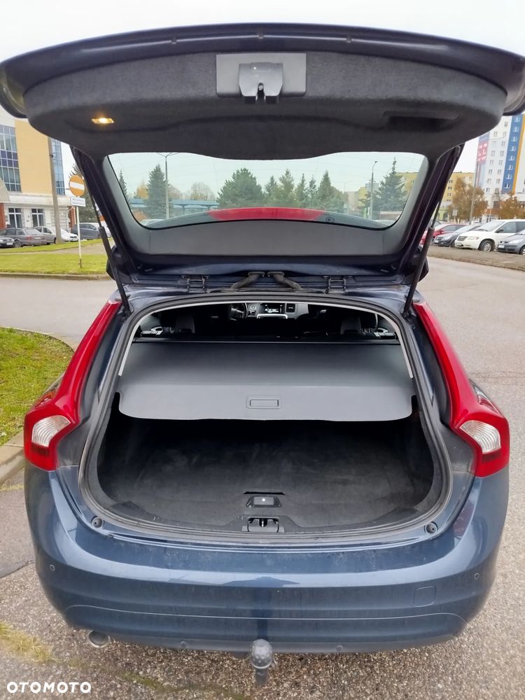 Volvo V60 D3 Business Edition - 20