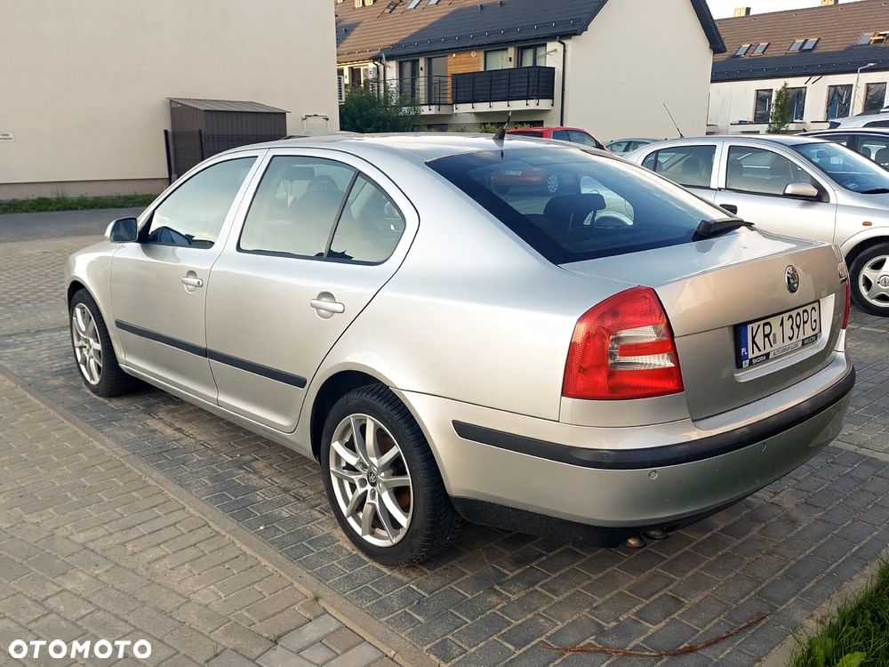 Skoda Octavia 2.0 TDI Elegance - 2