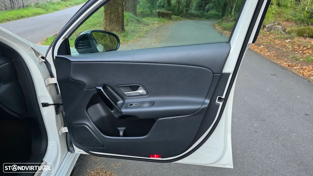 Mercedes-Benz A 180 d 7G-DCT AMG Line - 27