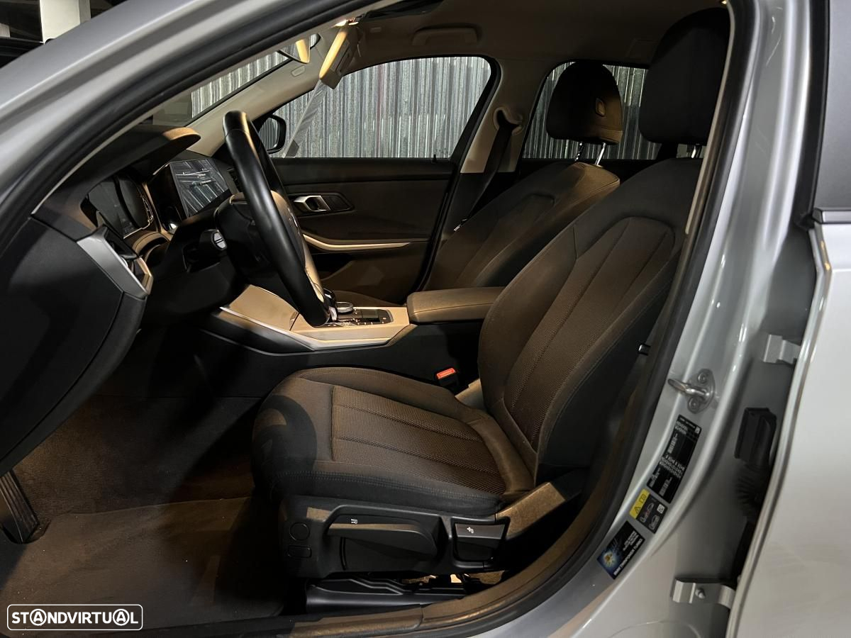 BMW 330 e Touring Corporate Edition Auto - 34