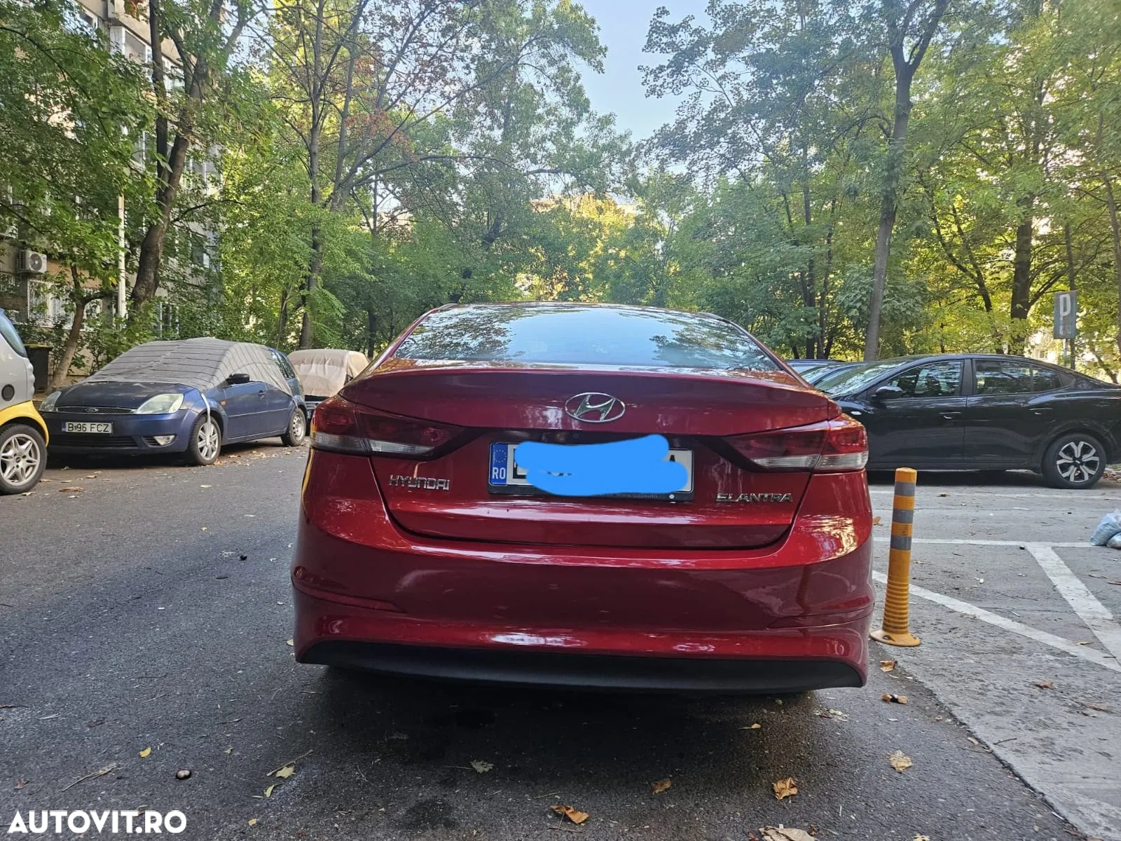 Hyundai Elantra 1.6 CRDI Comfort - 9