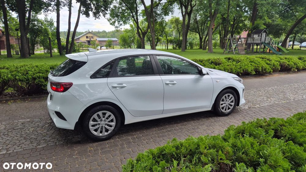 Kia Ceed 1.6 CRDi mHEV L - 4