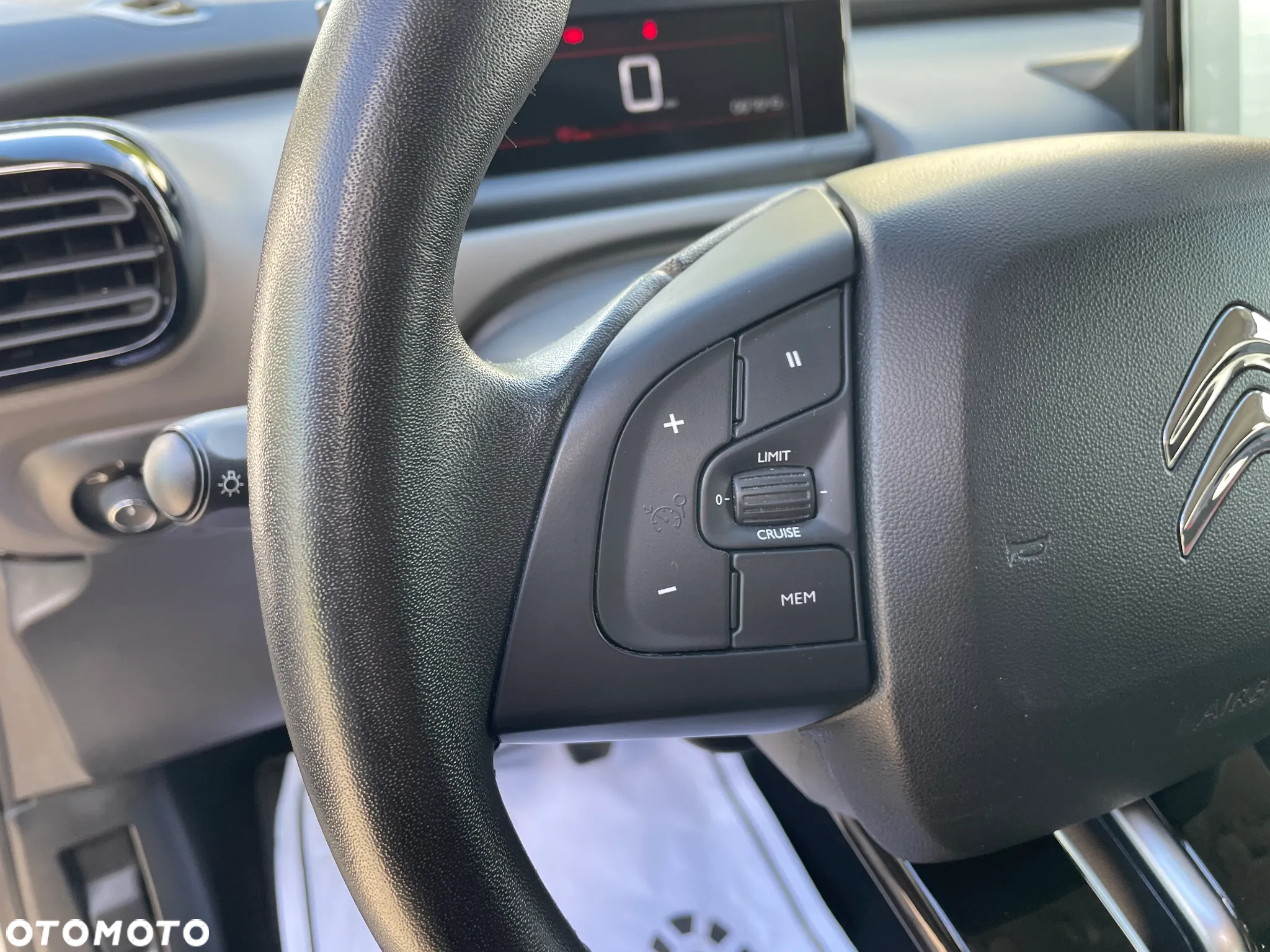 Citroën C4 Cactus PureTech 110 Stop&Start C-SERIES - 13