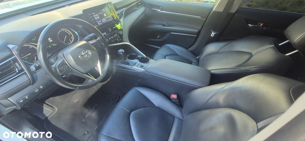 Toyota Camry 2.5 Hybrid Comfort CVT - 12