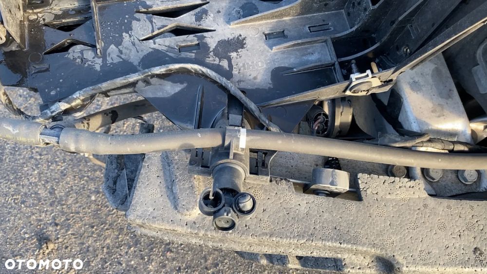 PAS PRZEDNI WZMOCNIENIE BMW 5 F10 F11 CHŁODNICE AUTOMAT - 6