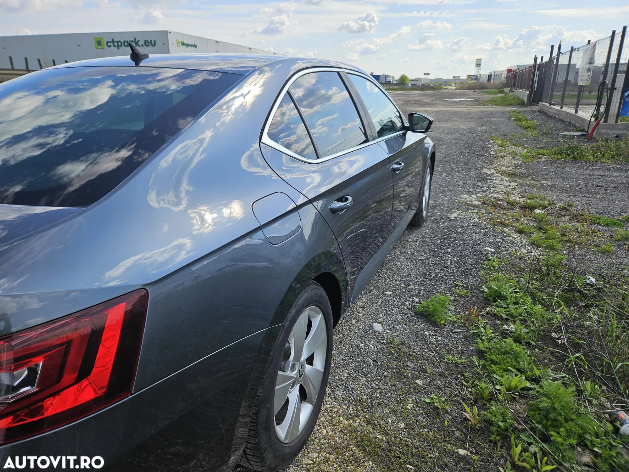 Skoda Superb 2.0 TDI 4X4 DSG Ambition - 14