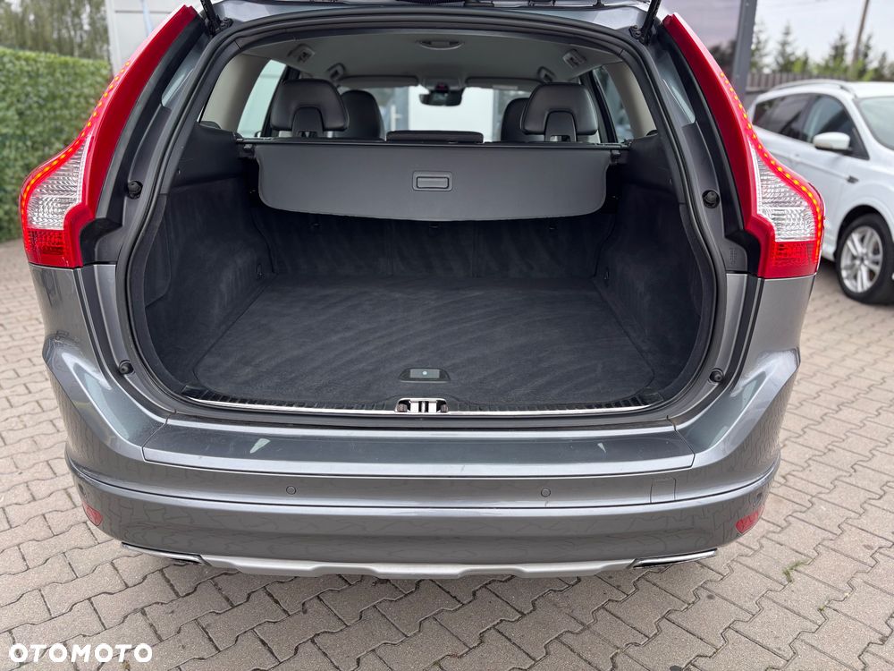 Volvo XC 60 D4 Geartronic Momentum - 31