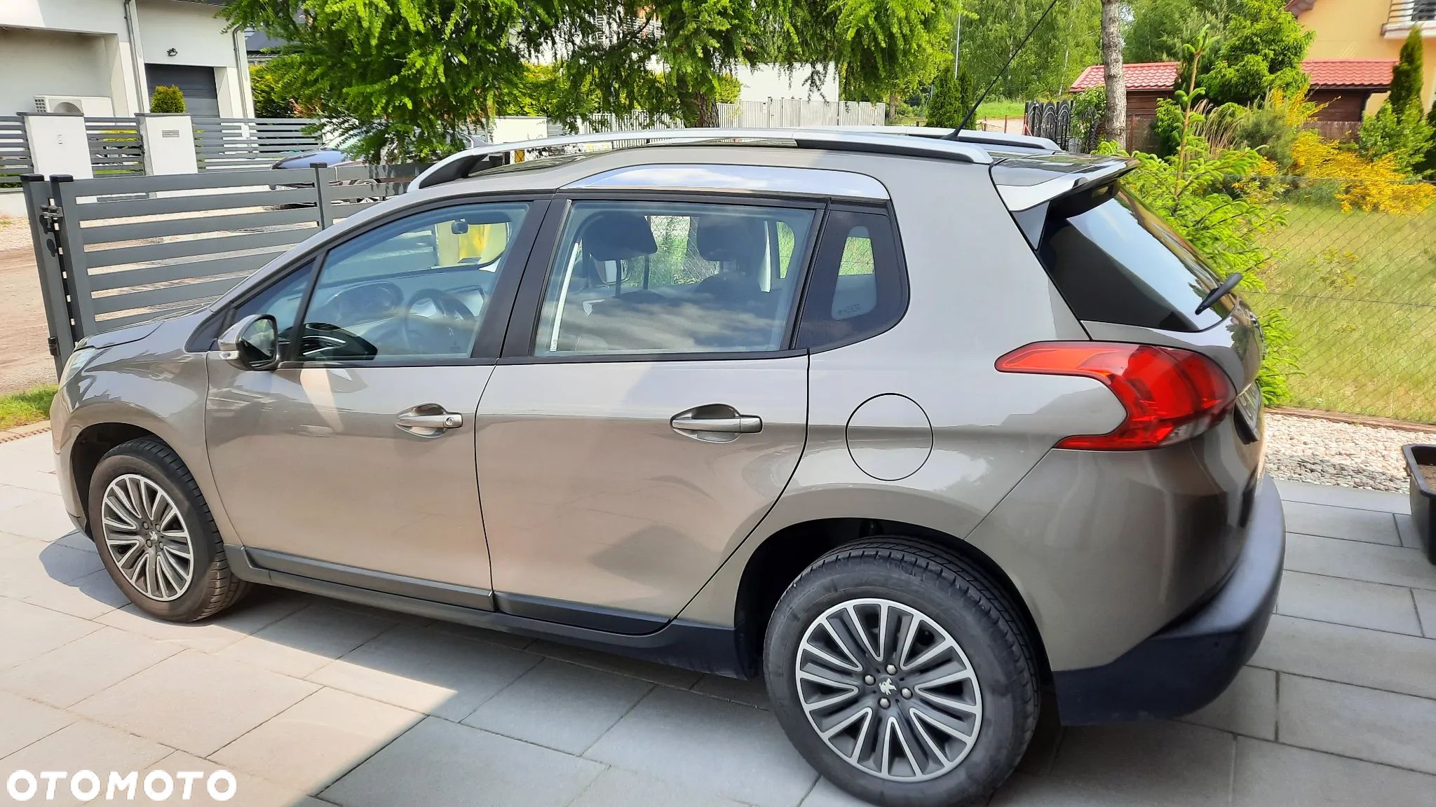 Peugeot 2008 1.6 VTi Active - 1