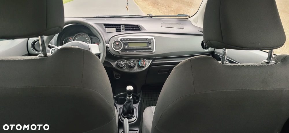 Toyota Yaris 1.4 D-4D Sol - 13