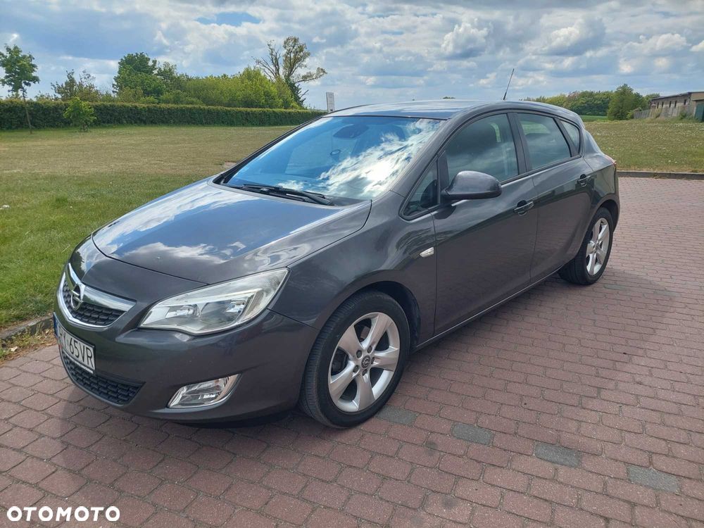 Opel Astra - 1
