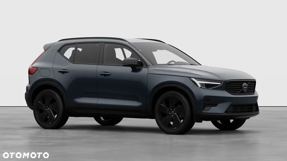 Volvo XC 40 B4 Plus Black Edition - 6