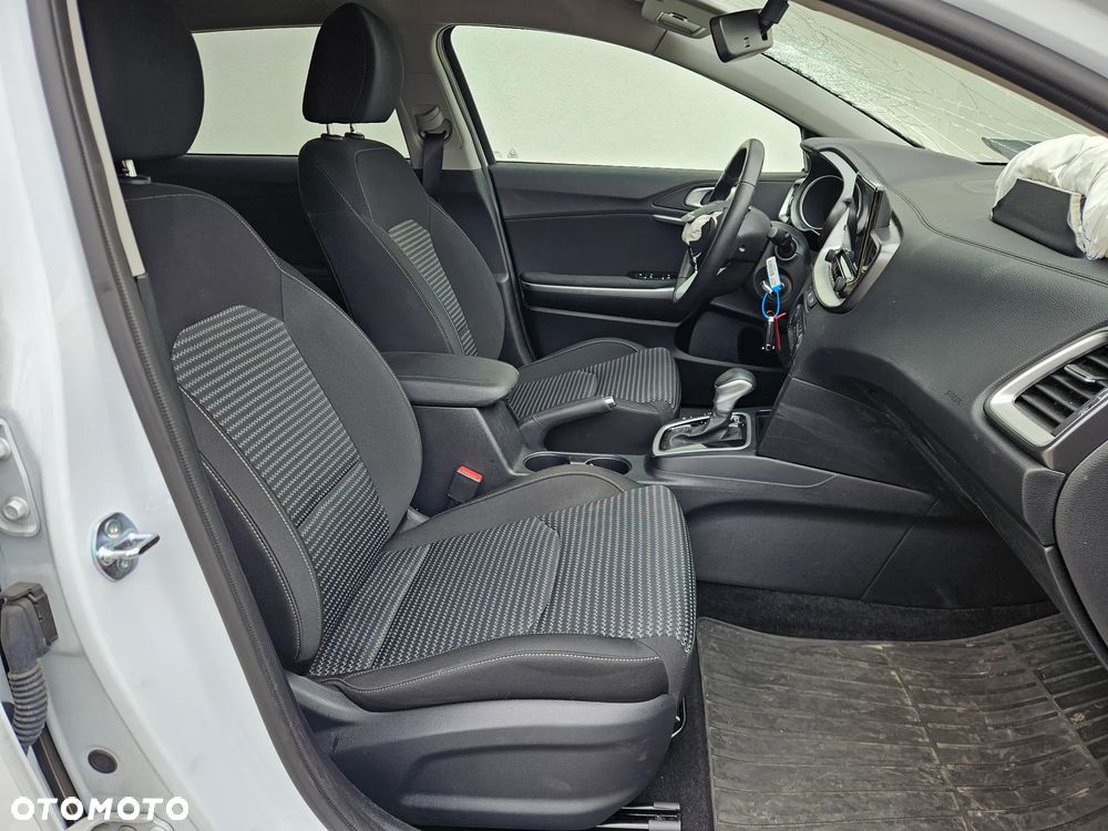 Kia Ceed 1.5 T-GDI DCT7 OPF Spirit - 25