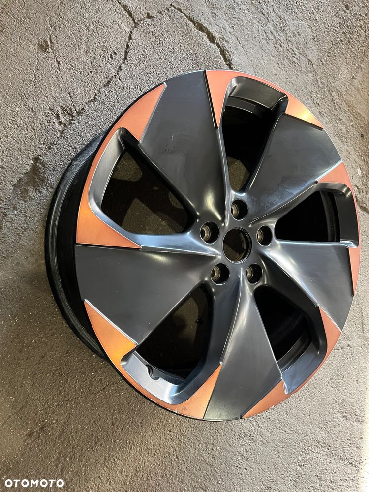 Felga Cupra Born 5x112 19 7,5J ET 50 10E601025 J / L / M - 2