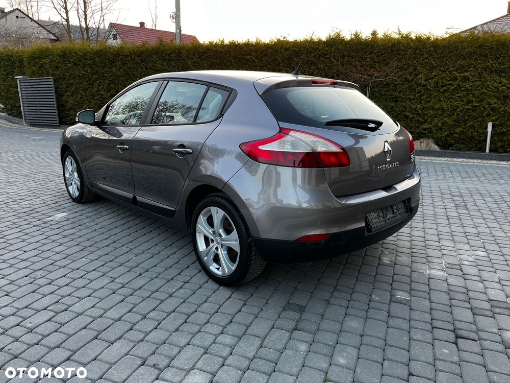Renault Megane - 5