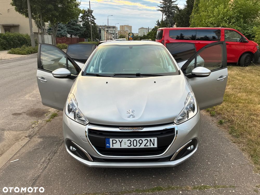 Peugeot 208 - 31