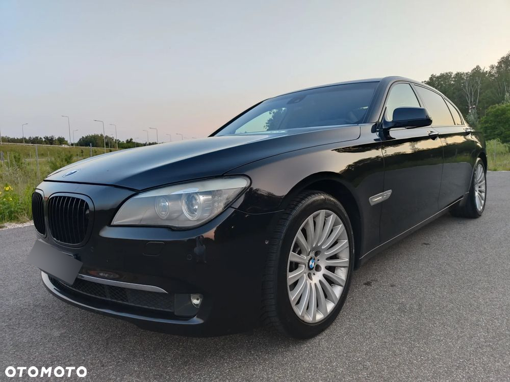 BMW Seria 7 750i L xDrive - 5