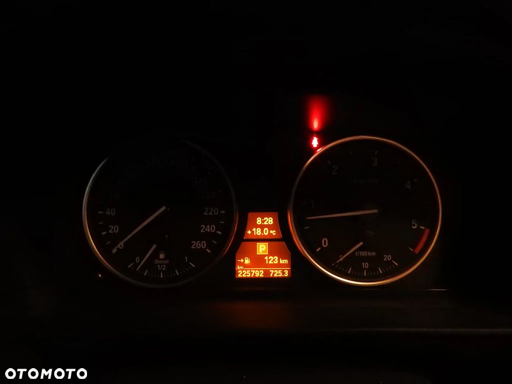 BMW Seria 5 530d xDrive - 7