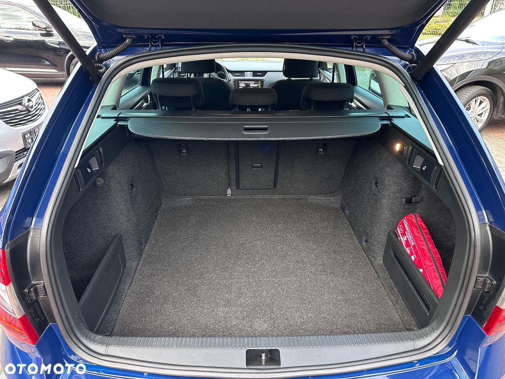 Skoda Octavia 2.0 TDI 4x4 Scout - 21