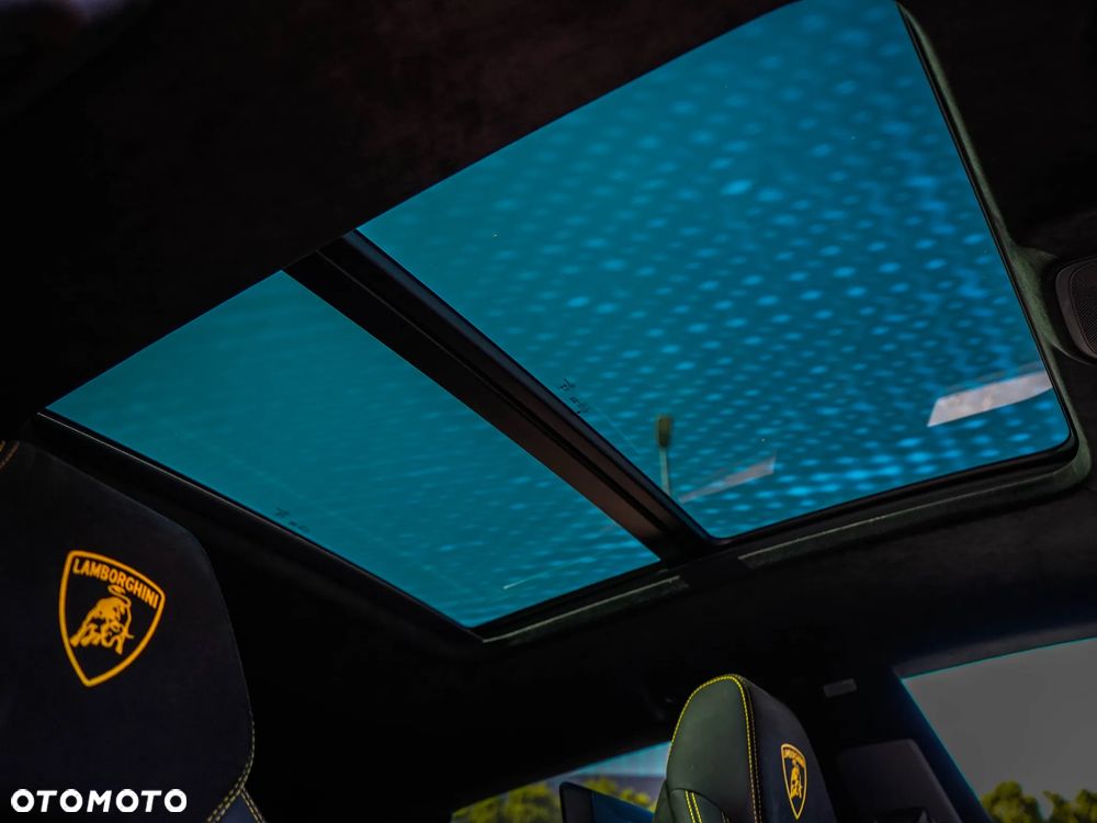 Lamborghini Urus - 27