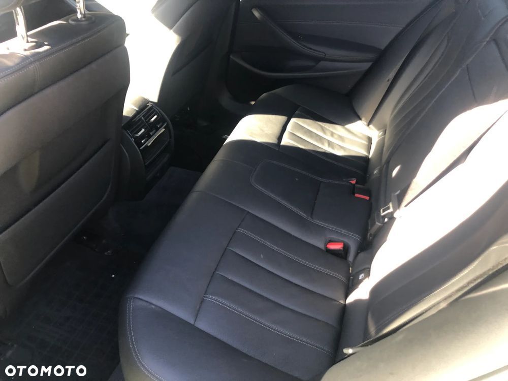 BMW Seria 5 - 13