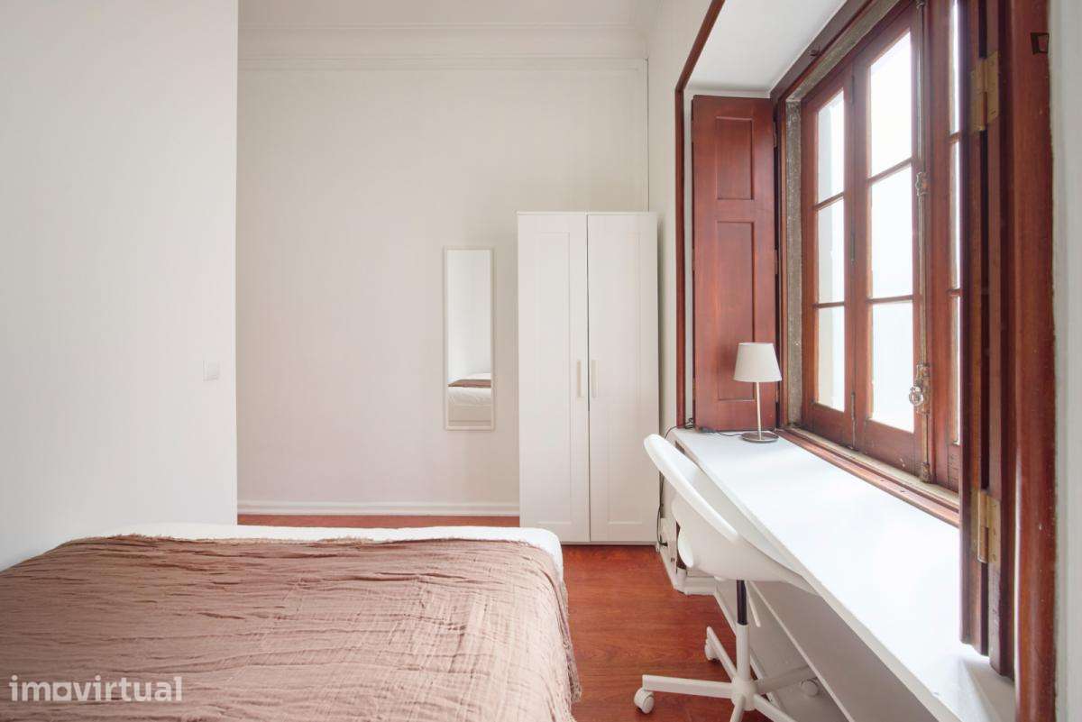 Quarto - localizado em Estrela Lisbon - Grande imagem: 4/40