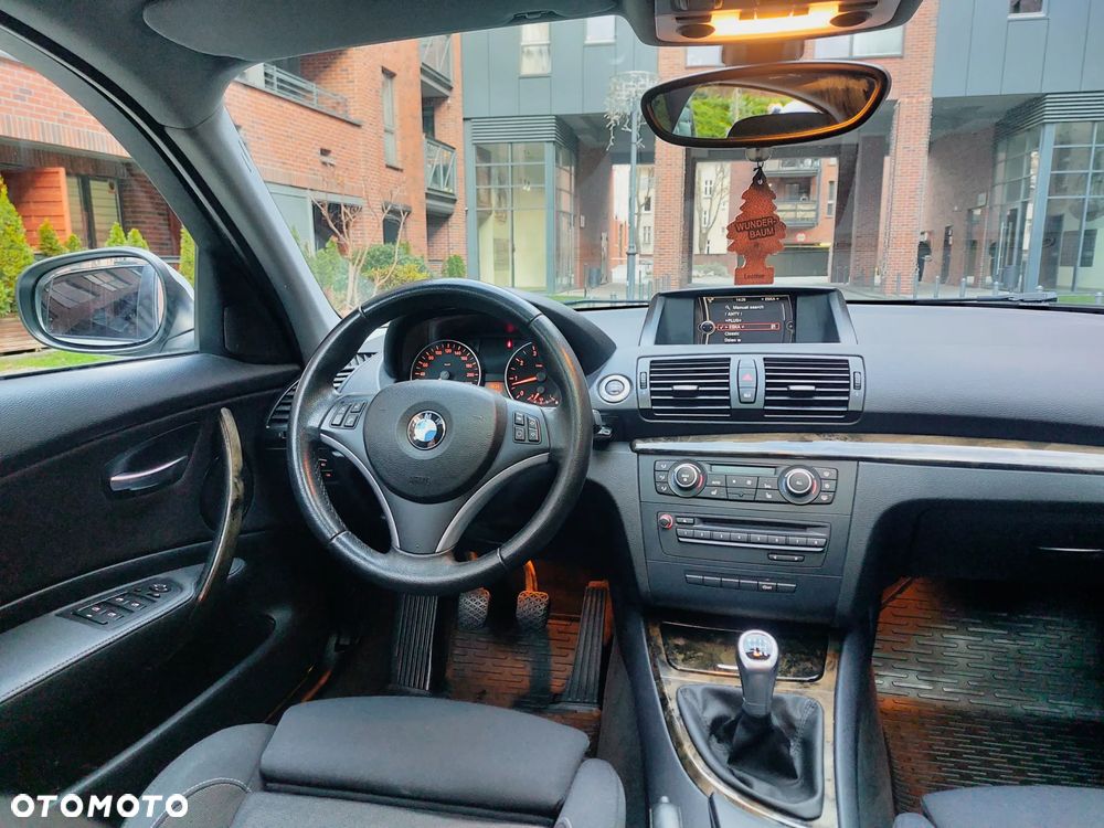 BMW Seria 1 116i Edition Sport - 15
