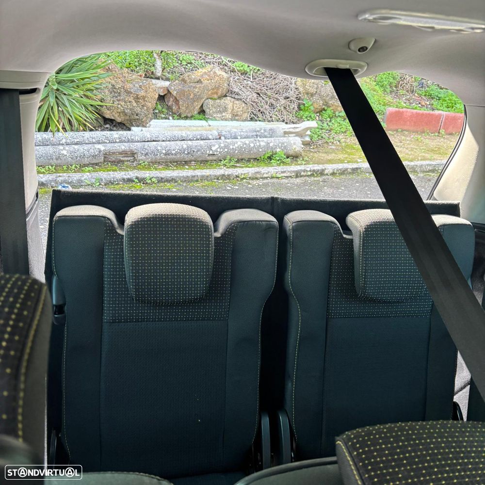 Renault Grand Scénic 1.5 dCi Luxe 7L - 11