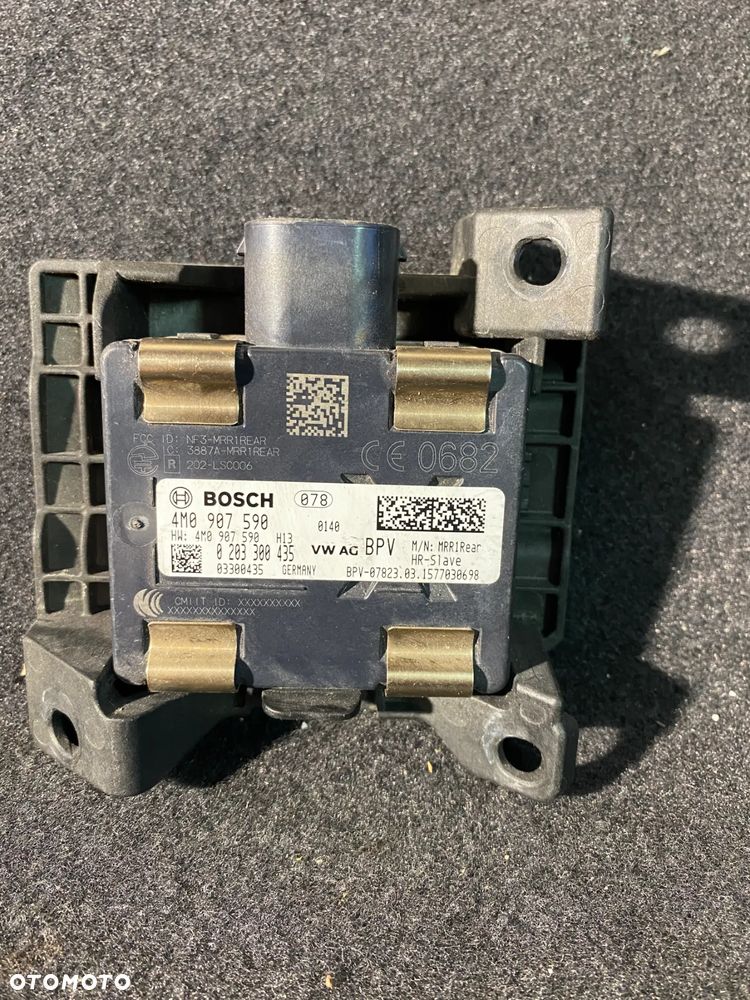 AUDI A4 B9 A5 A6 A7 Q7 asystent pasa ruchu radar 4M0907590 - 2
