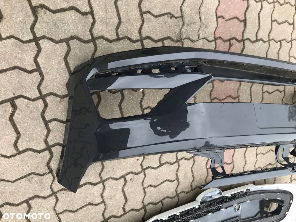 VW POLO 2G0 ZDERZAK PRZEDNI HALOGEN - 2