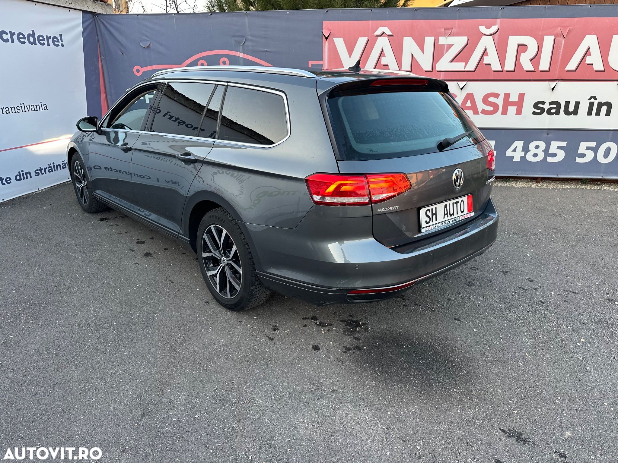 Volkswagen Passat Variant 2.0 TDI DSG (BlueMotion Technology) Highline - 4