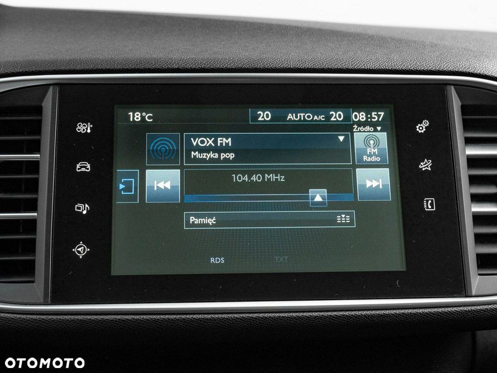 Peugeot 308 1.6 BlueHDi Allure S&S - 18