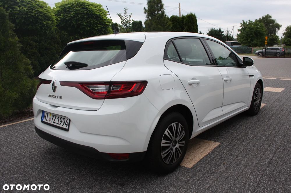 Renault Megane ENERGY TCe 100 LIMITED - 32