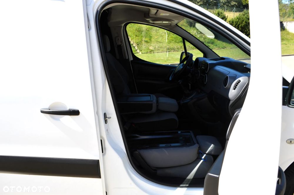 Peugeot Partner - 13