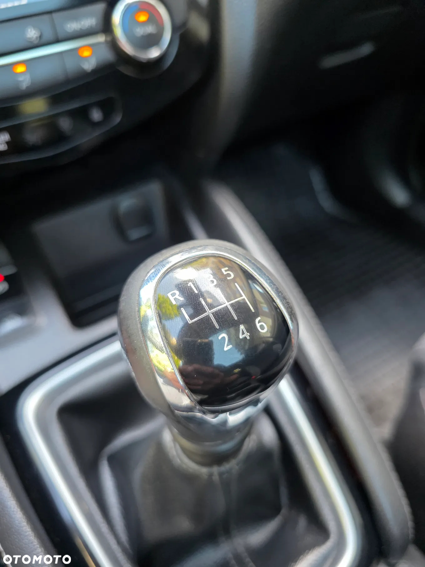 Nissan Qashqai 1.6 DCi 4x4 N-Connecta - 5