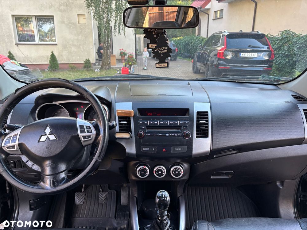Mitsubishi Outlander 2.0 DID Instyle - 8