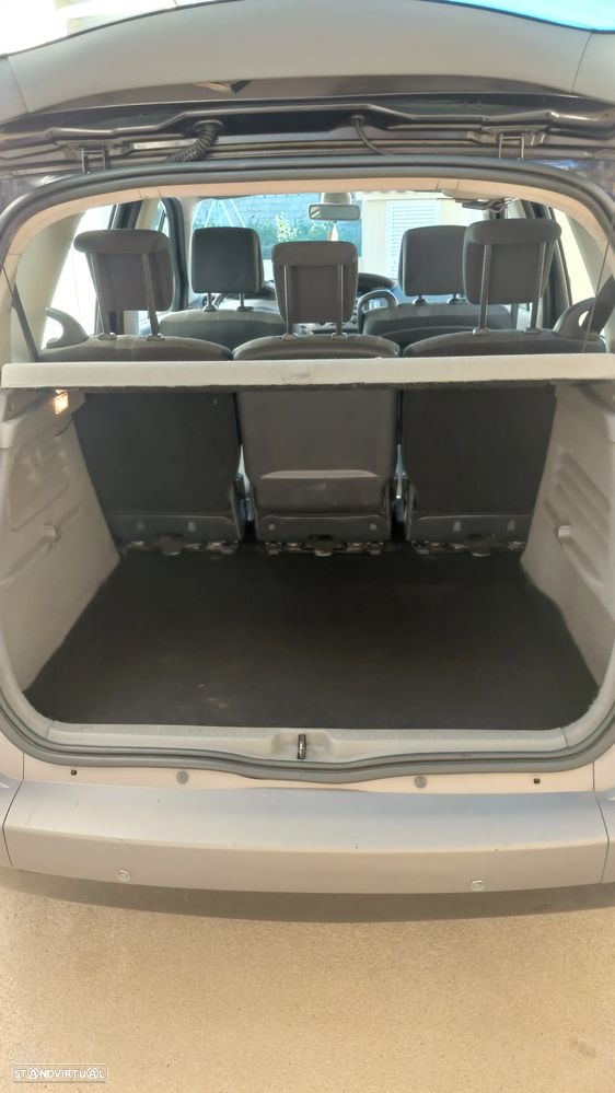 Renault Scénic 1.5 dCi Confort - 14