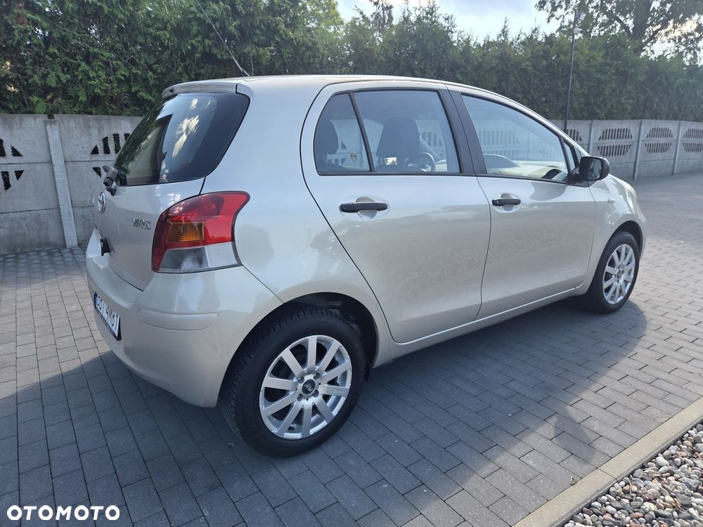 Toyota Yaris - 3