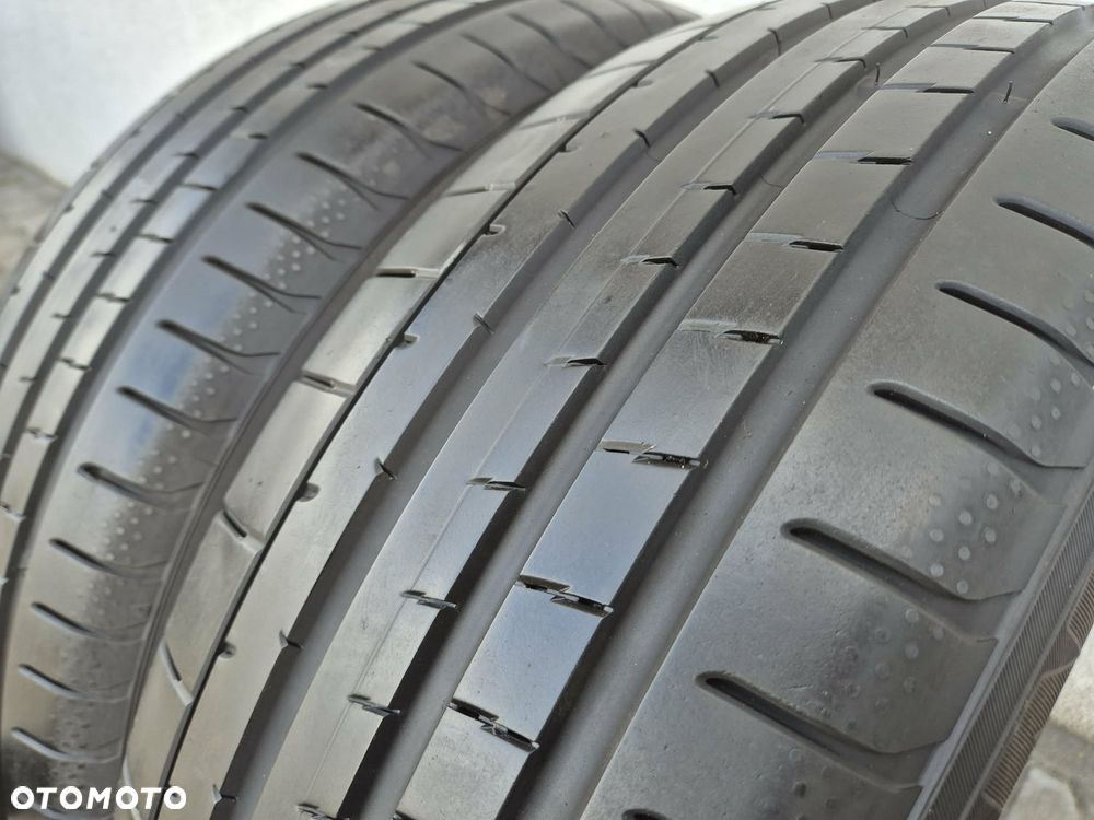 225/60 R18 104 W Yokohama Sport V107 Opony lato 2szt. 7mm
