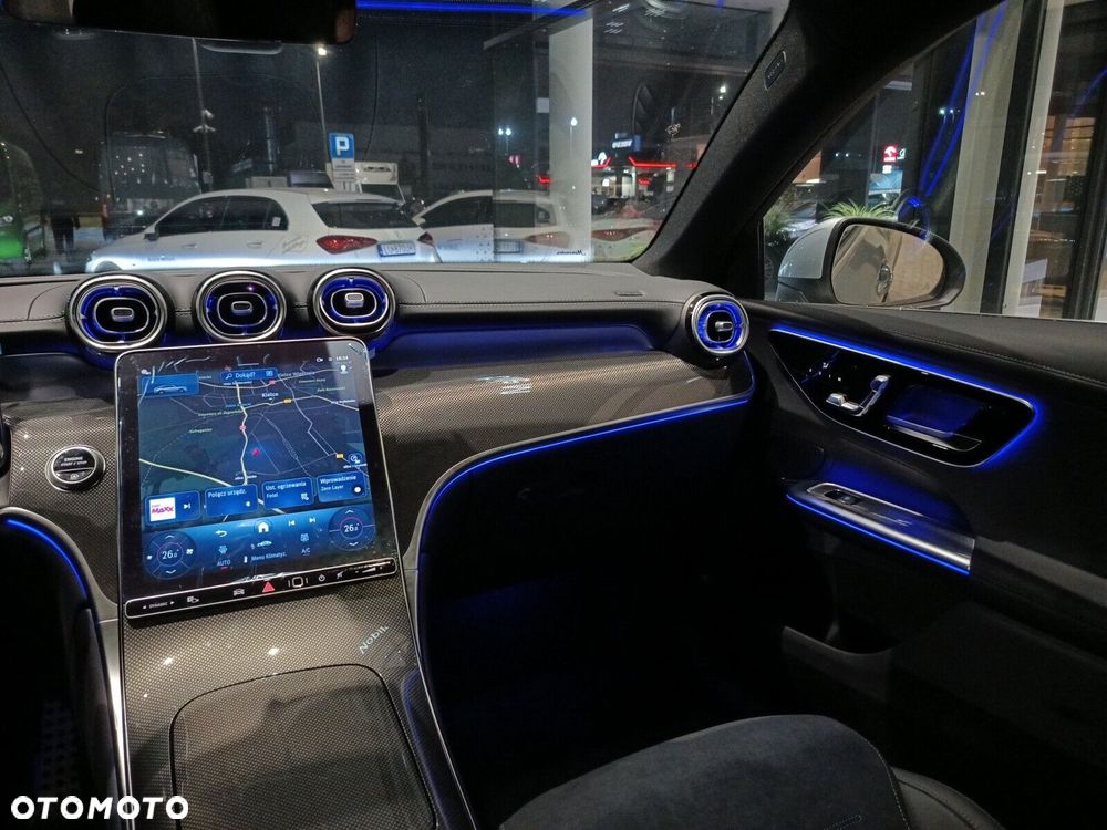 Mercedes-Benz GLC - 13