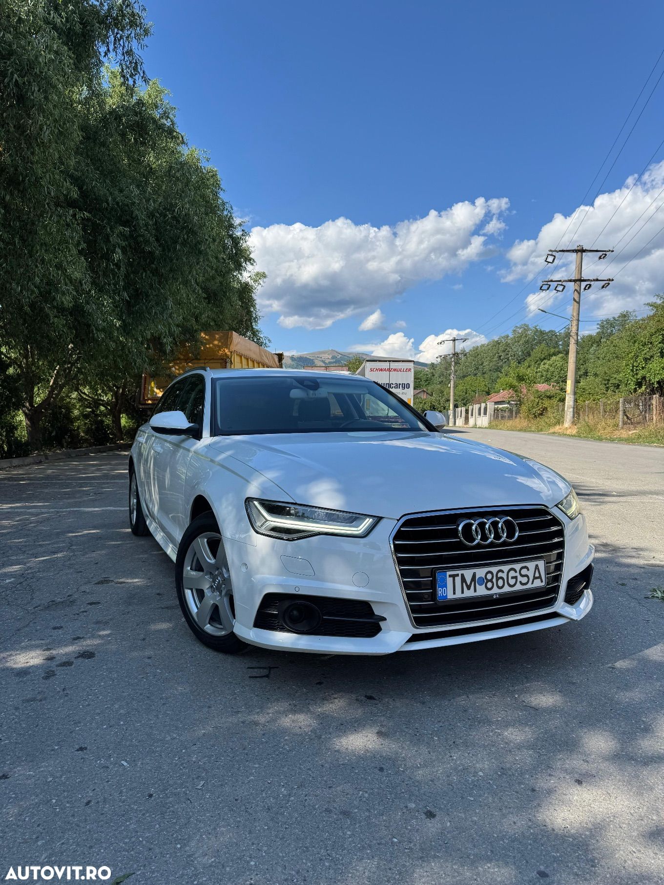 Audi A6 Avant 2.0 TDI Ultra S tronic - 1