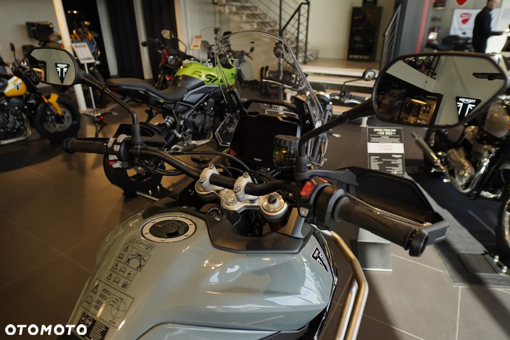 Triumph Tiger - 4