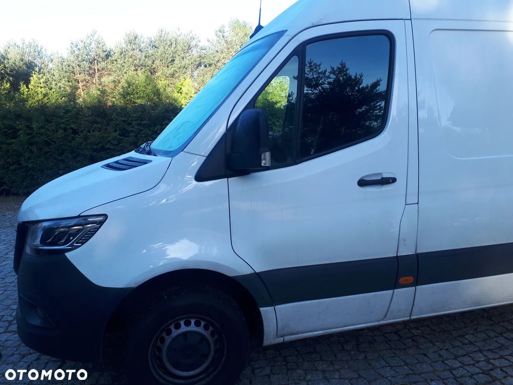 Mercedes Sprinter 907 kompletny Przód - 1