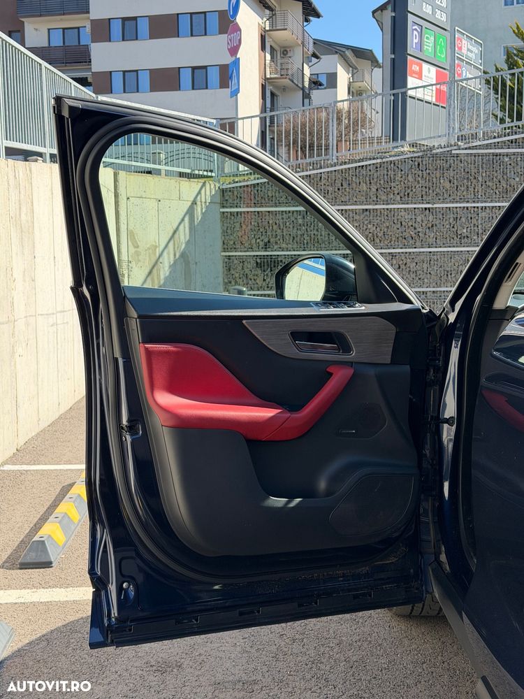 Jaguar F-Pace 30d AWD R-Sport - 16