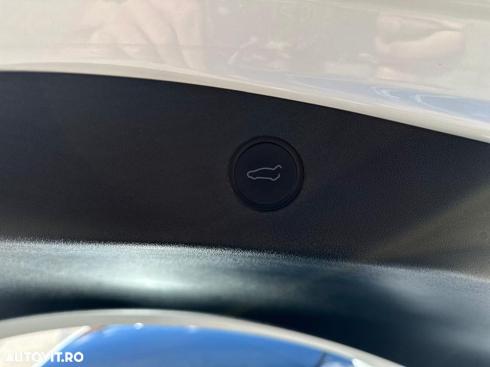 Tesla Model 3 AWD Dual Motor - 28