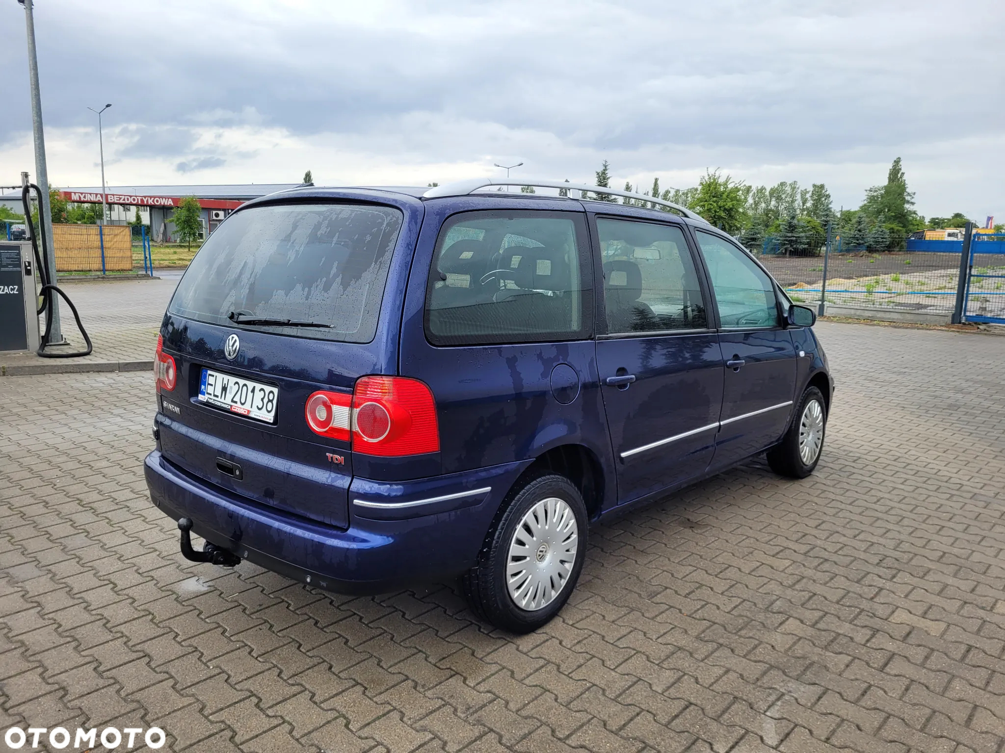 Volkswagen Sharan 1.9 TDI Comfortline - 4