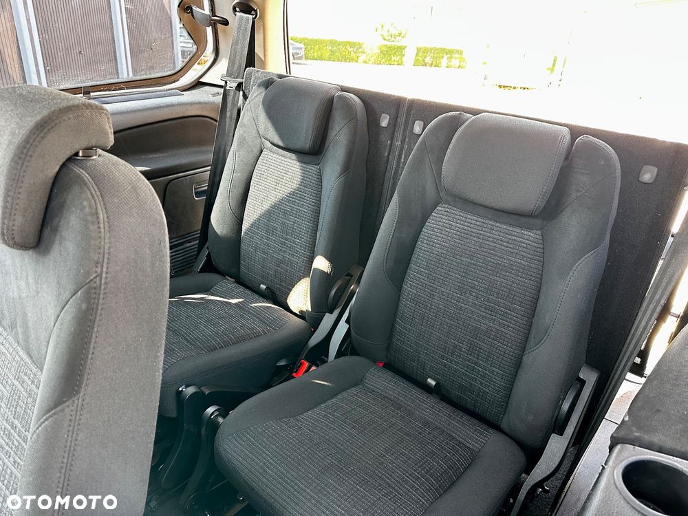Ford Galaxy 2.0 TDCi DPF Ghia - 22